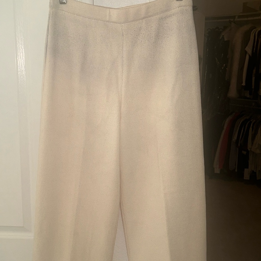 St. John cream pants size 10.